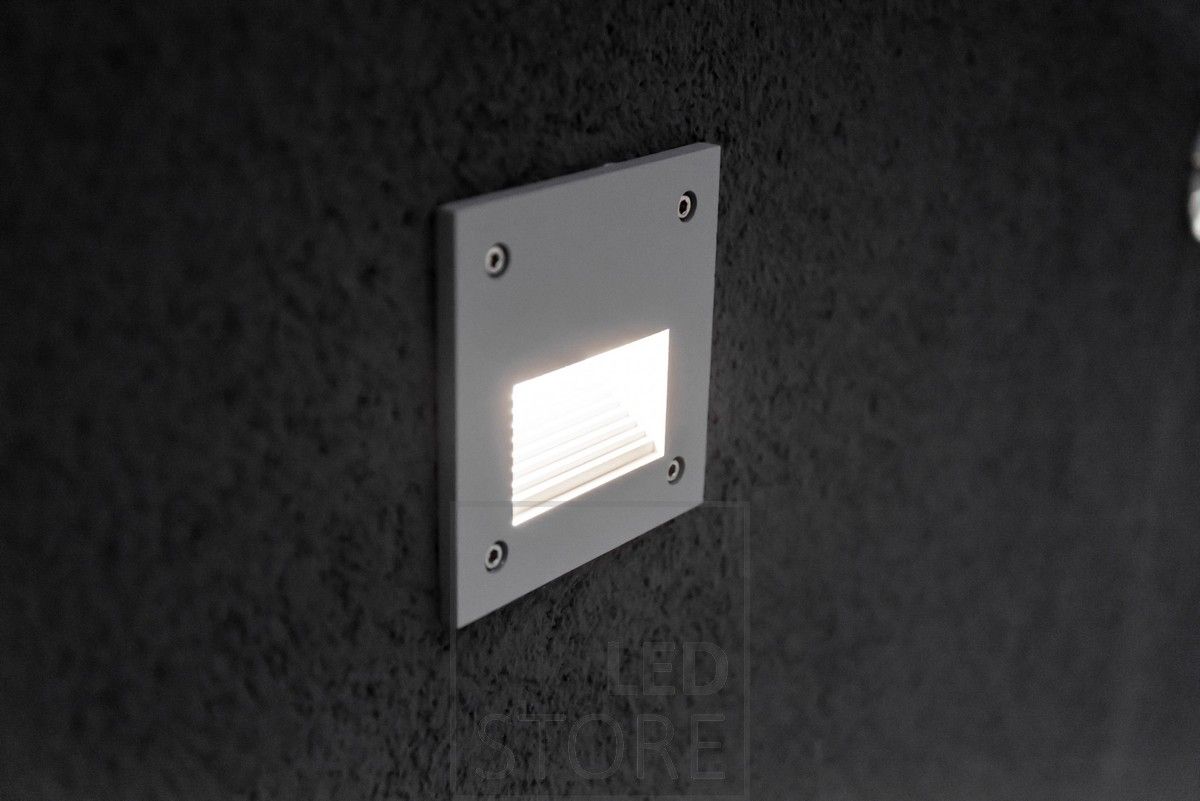 LED-porrasvalo/muurivalo IN-WALL OUT 2 HARMAA on kosteussuojattu (IP55). Kulkuväylien valaiseminen luo turvallisuutta ja lisää viihtyvyyttä. Ledstore.fi